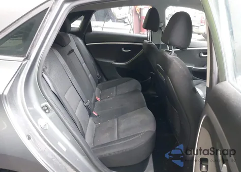 2017 Hyundai Elantra Gt z USA, uszkodzony, nr VIN KMHD35LH6HU351812